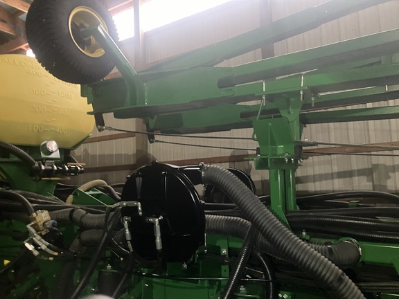 Photo of 2019 John Deere 1775NT