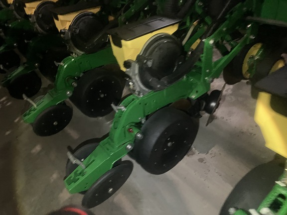 Photo of 2019 John Deere 1775NT