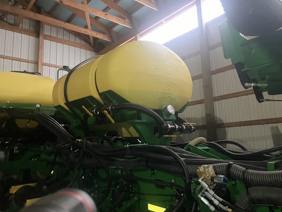 Photo of 2019 John Deere 1775NT