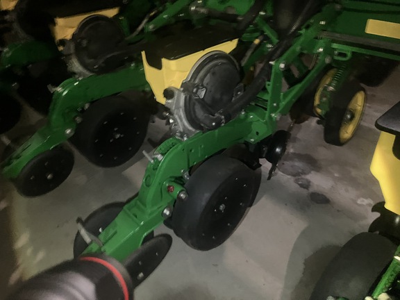 Photo of 2019 John Deere 1775NT