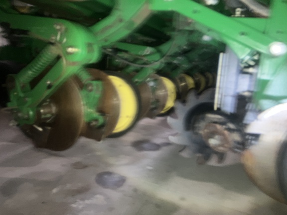 Photo of 2019 John Deere 1775NT
