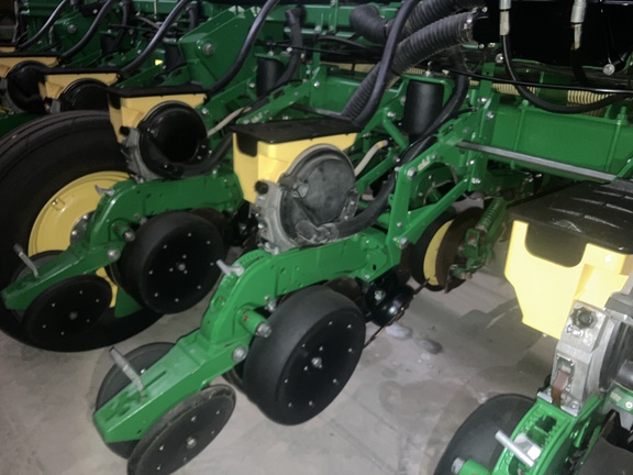 Photo of 2019 John Deere 1775NT