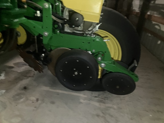 Photo of 2019 John Deere 1775NT