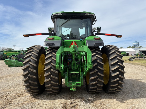 2025 John Deere 8R 310 - Photo6