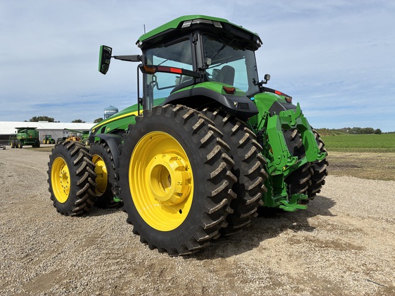 2025 John Deere 8R 310 - Photo7