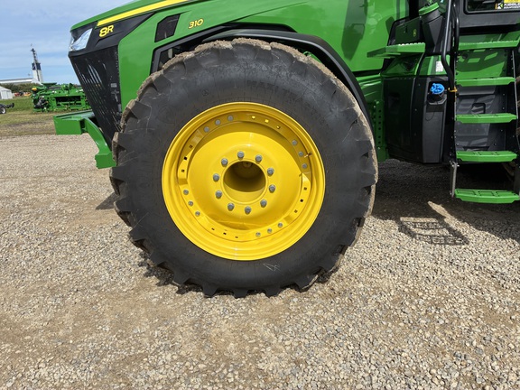 2025 John Deere 8R 310 - Photo9