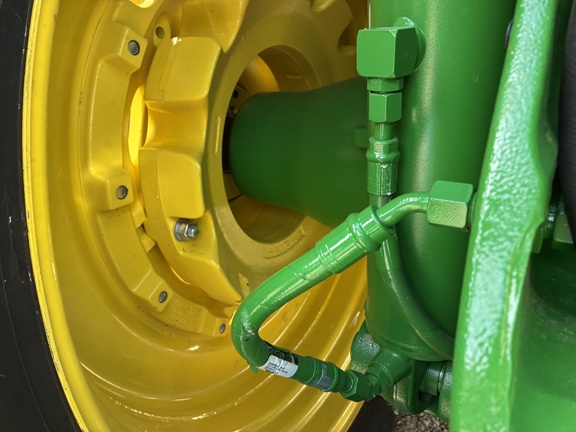 2025 John Deere 8R 310 - Photo28