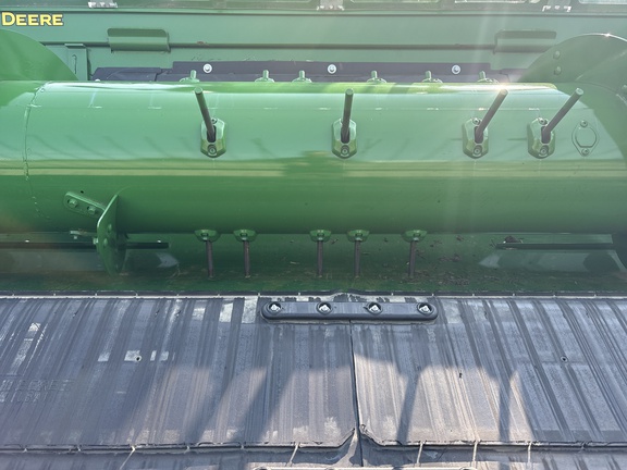 Used 2025 John Deere S7 900 Combines at Horizon Ag & Turf in Lloydminster, AB - Photo4