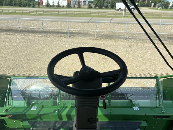 Used 2025 John Deere S7 900 Combines at Horizon Ag & Turf in Lloydminster, AB - Photo23