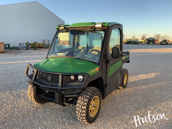 Photo of 2021 John Deere XUV 835R