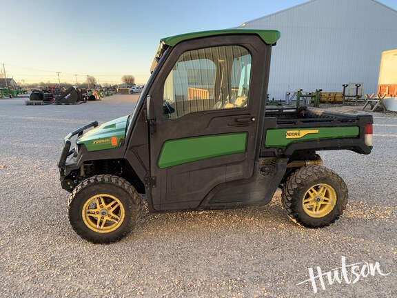 Photo of 2021 John Deere XUV 835R