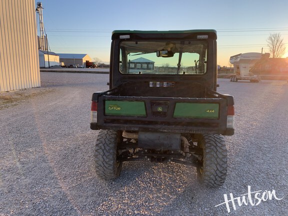 Photo of 2021 John Deere XUV 835R