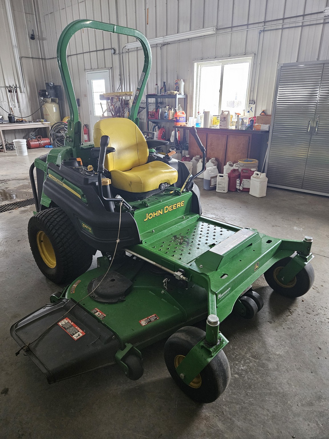 2017 John Deere Z997R Image 2