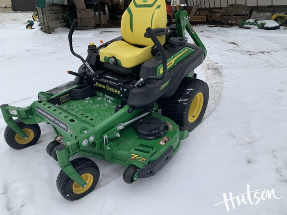 Photo of 2025 John Deere Z930M