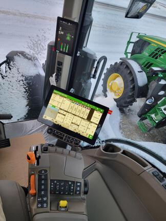 2025 John Deere 8R 410 - Photo5