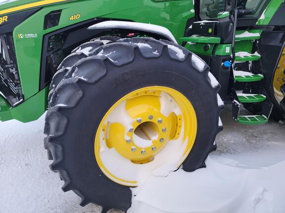 2025 John Deere 8R 410 - Photo18