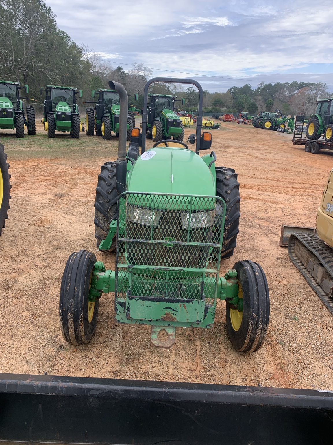 John Deere 5055E Image 1