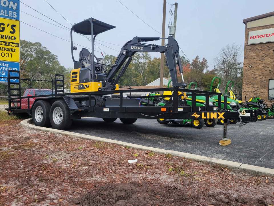 2025 John Deere 17 P Image 5