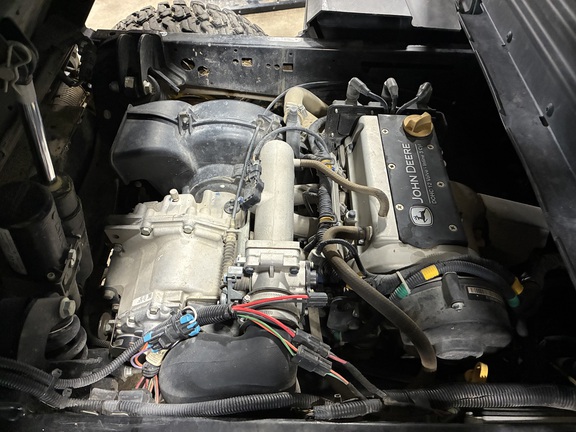 2022 John Deere XUV 835R (17th thumbnail)