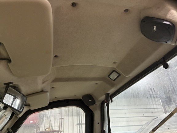 2022 John Deere XUV 835R (12th thumbnail)
