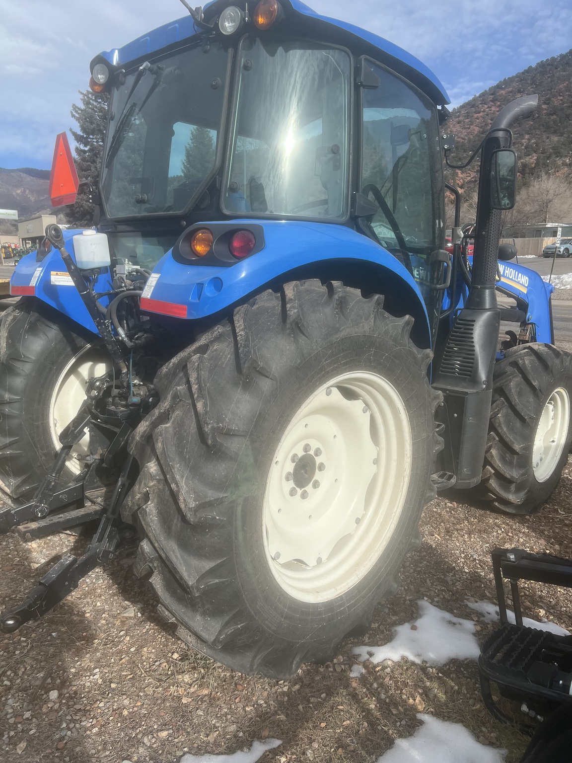 2017 New Holland T4.110 Image 9