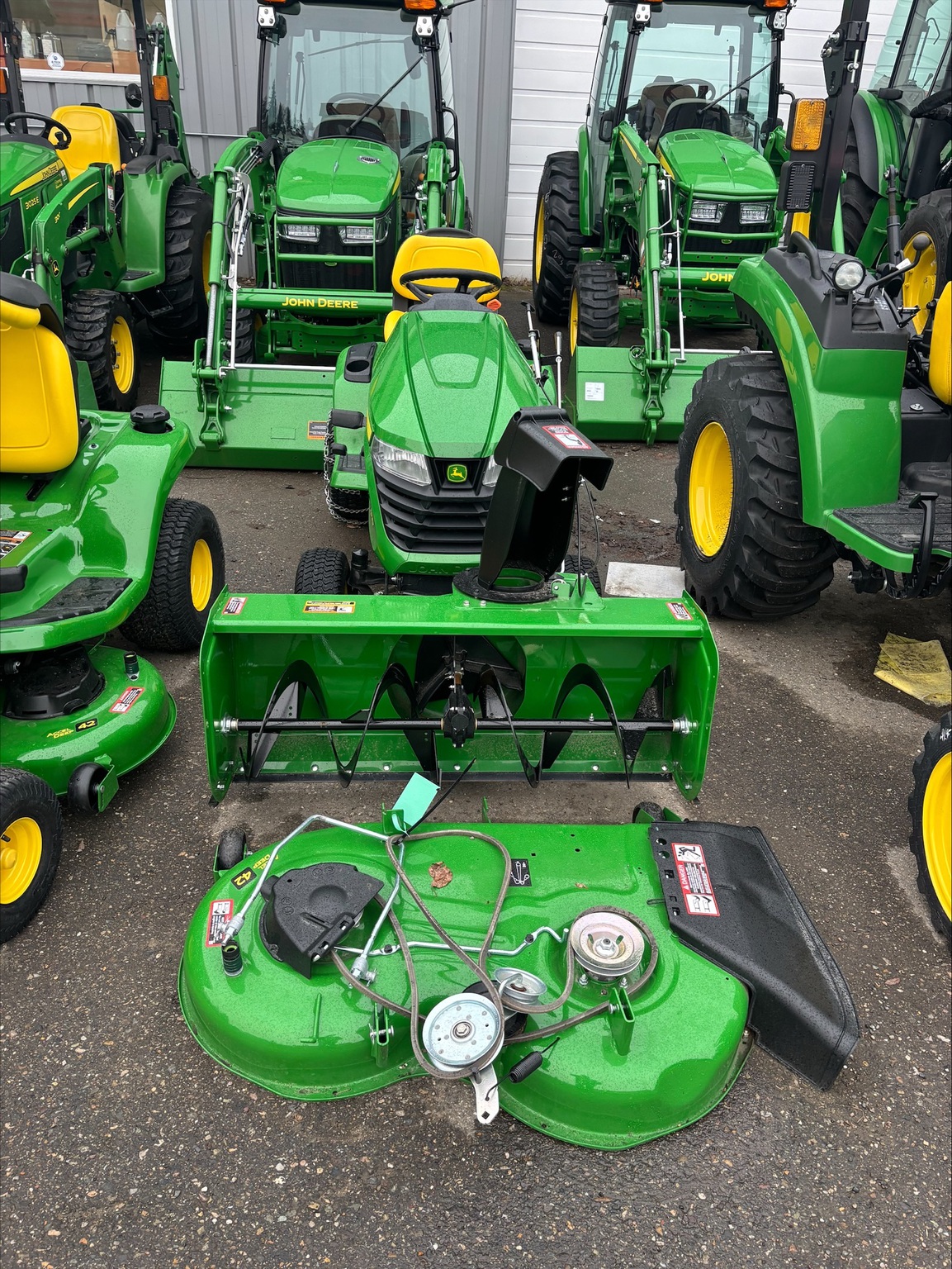 2025 John Deere X350 42A Image 1