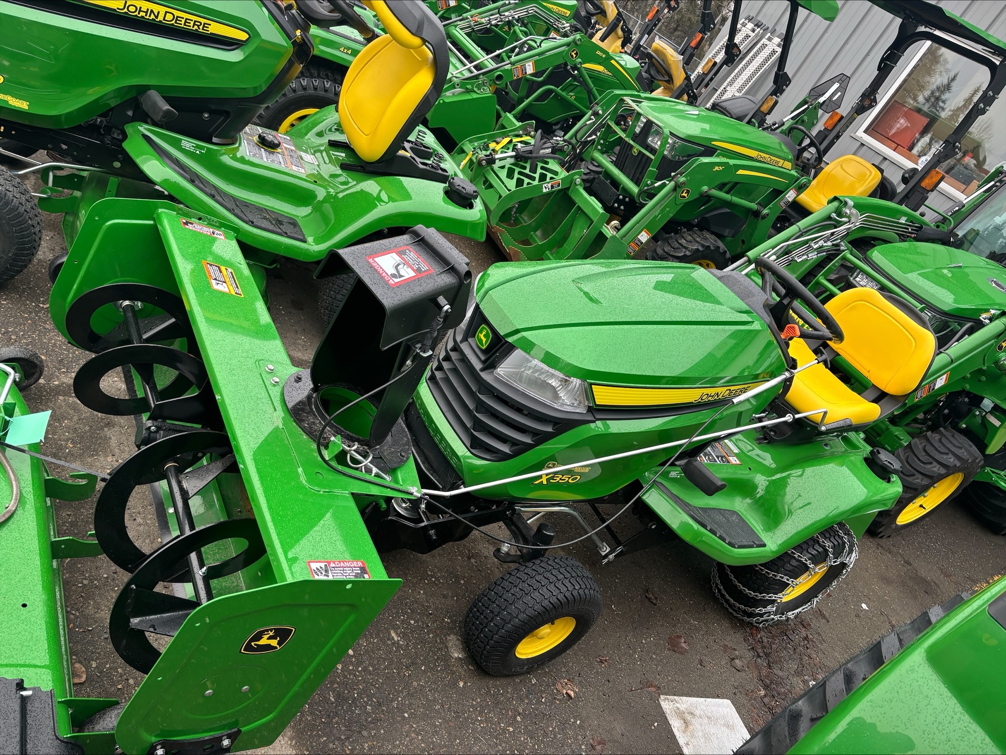 2025 John Deere X350 42A Image 4