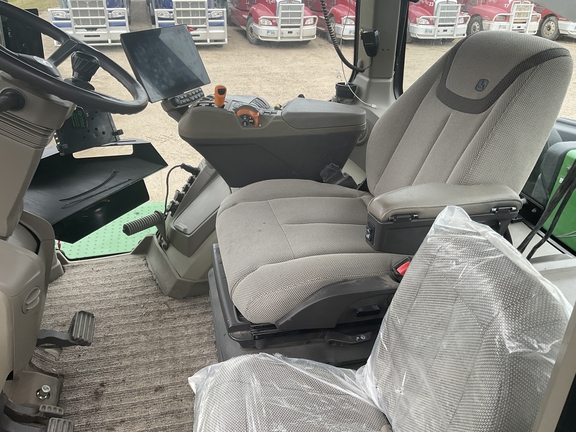 2025 John Deere 9R 490 - Photo13
