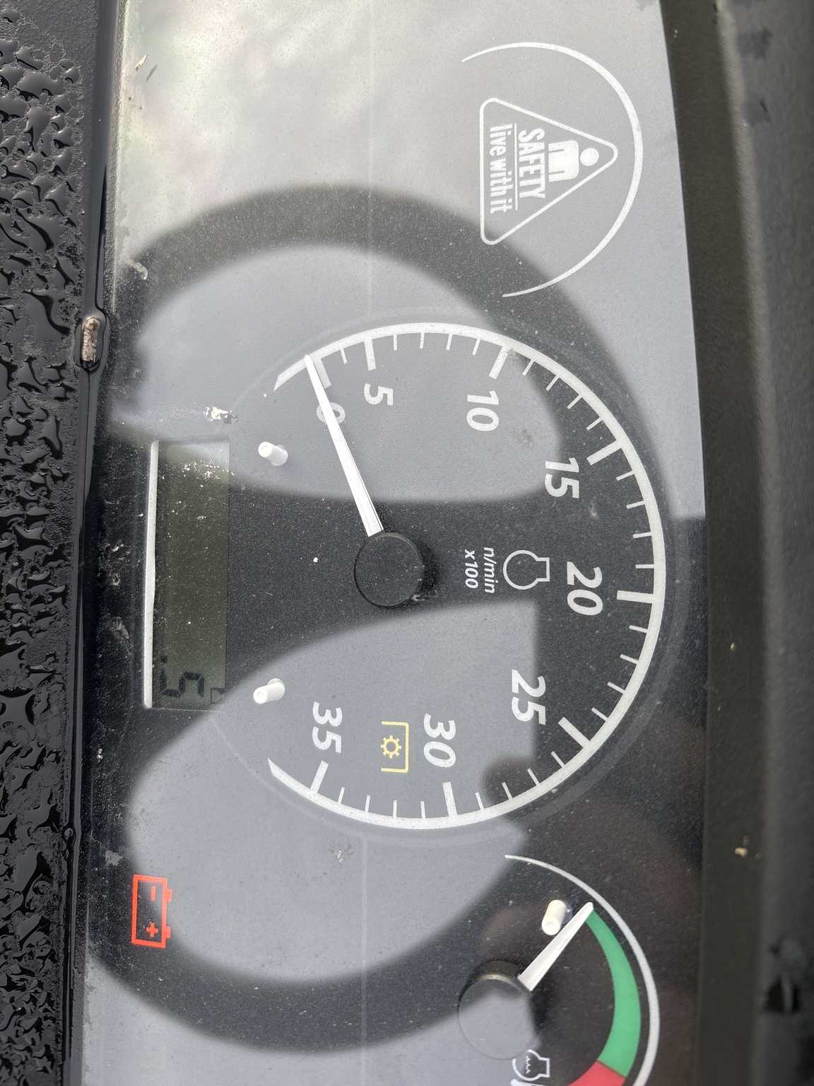 New In-Stock 2024 John Deere 2025R Compact Utility Tractors at Koenig Equipment in Greensburg, IN - PhotoXL10