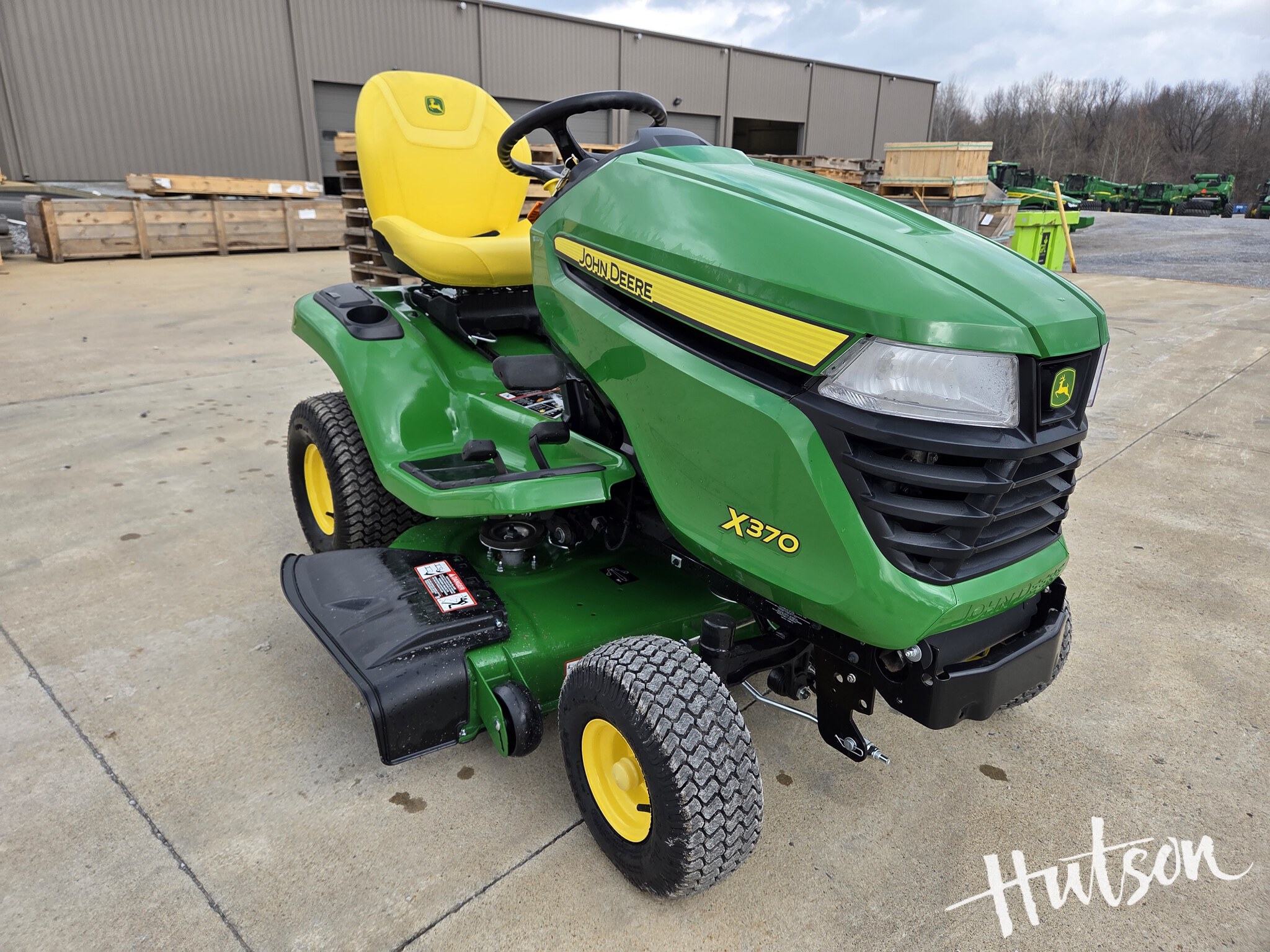 2025 John Deere X370