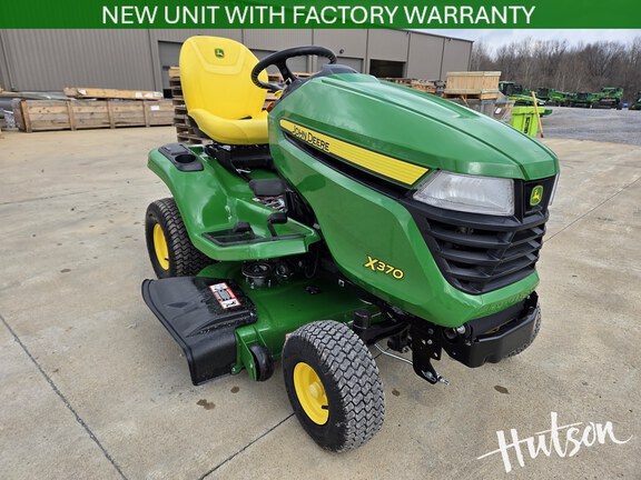 Photo of 2025 John Deere X370