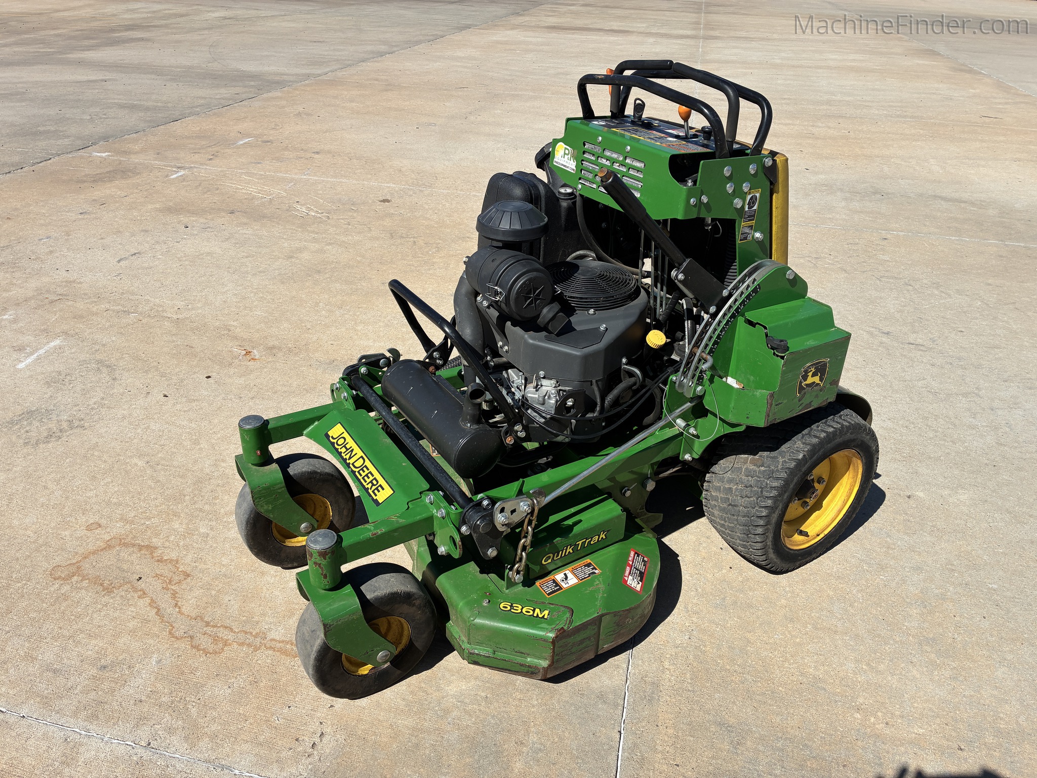 John Deere 蛍光イエローハット（畑で映ます笑 2023 John Deere 636M | Stand-On Mowers | MachineFinder