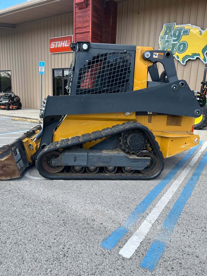 2024 John Deere 325G Image 3