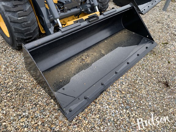 Photo of 2025 John Deere 330 P