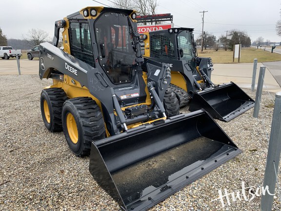 Photo of 2025 John Deere 330 P