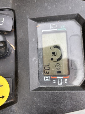 2025 John Deere Z530R Photo 5