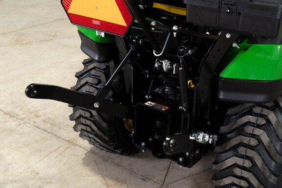 New In-Stock 2026 John Deere 1025R Compact Utility Tractors at Koenig Equipment in Franklin, IN - Photo5