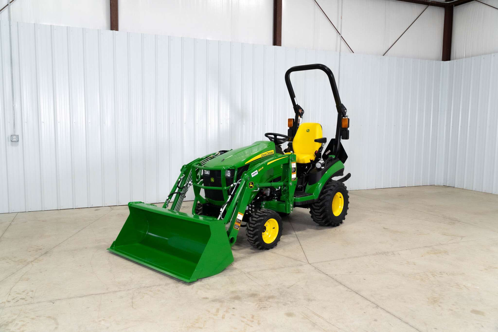 New In-Stock 2025 John Deere 1025R Compact Utility Tractors at Koenig Equipment in Greensburg, IN - PhotoXL0