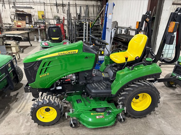 2020 John Deere 1023E - Photo2