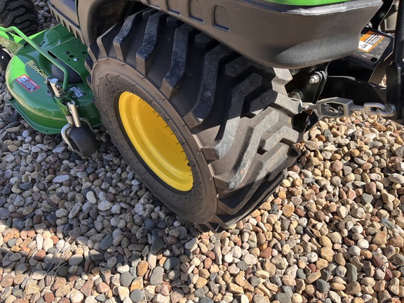 2020 John Deere 1023E - Photo16