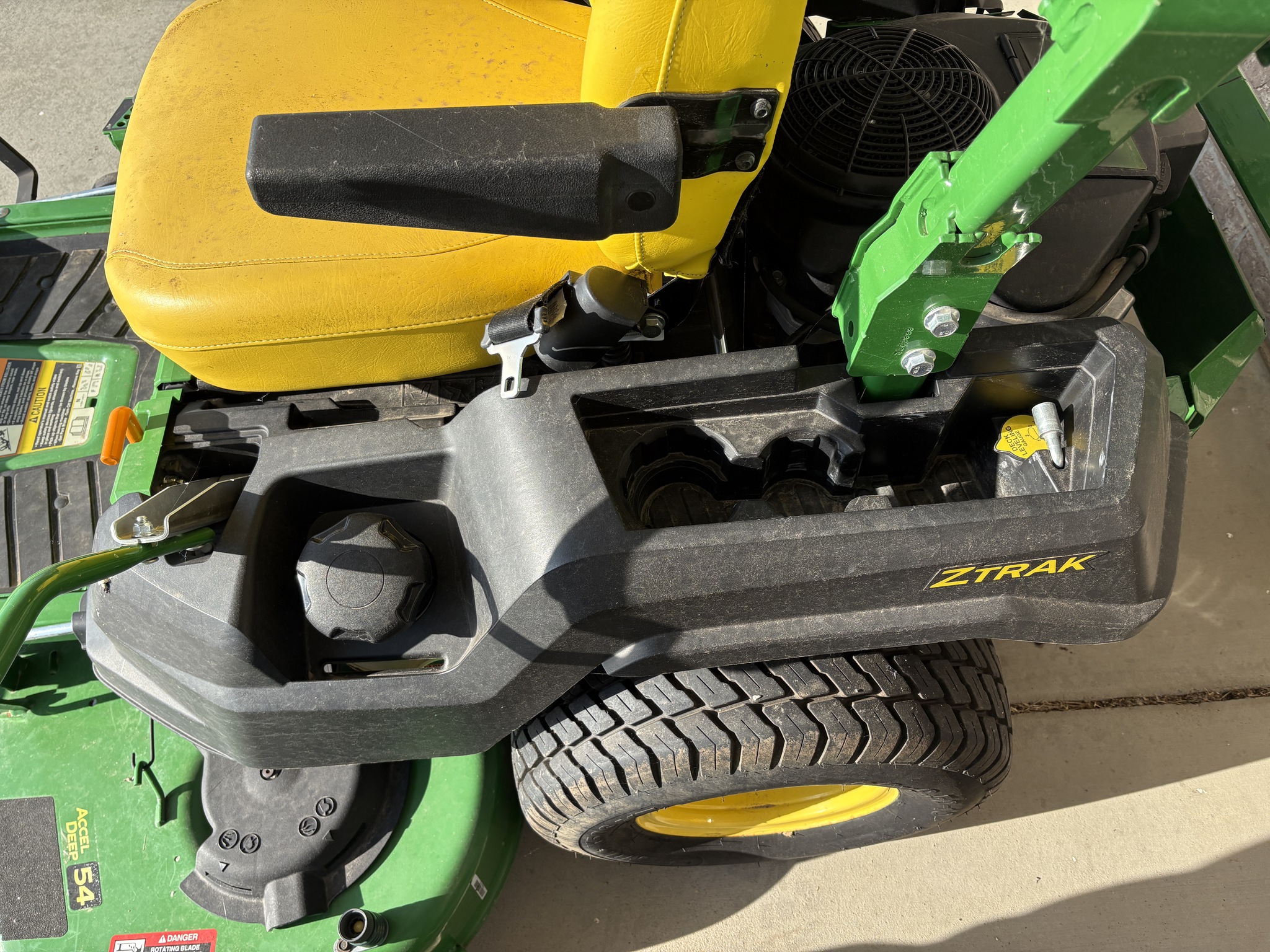 2023 John Deere Z530M Image 6