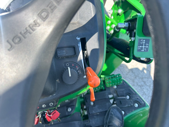2019 John-Deere 3025D