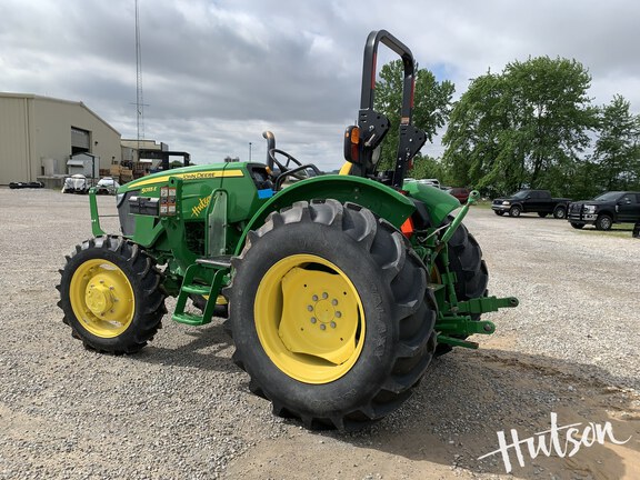 Photo of 2022 John Deere 5055E