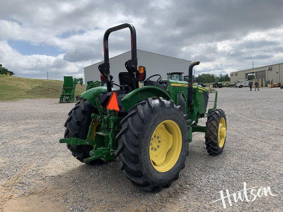 Photo of 2022 John Deere 5055E