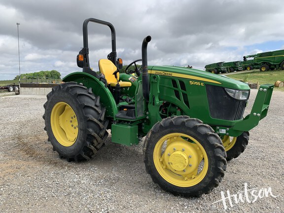 Photo of 2022 John Deere 5055E