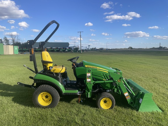 2021 John Deere 1025R