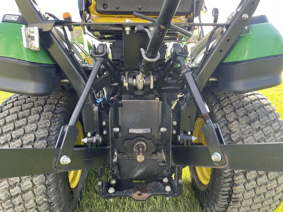 2021 John Deere 1025R