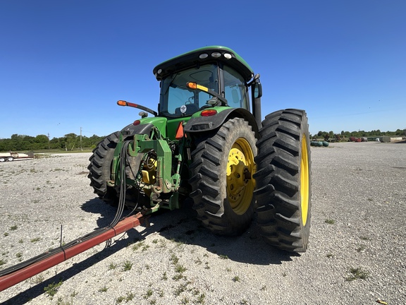 Photo of 2010 John Deere 8295R