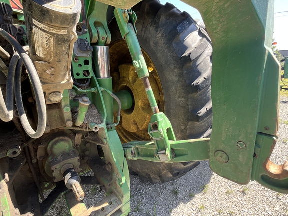 Photo of 2010 John Deere 8295R