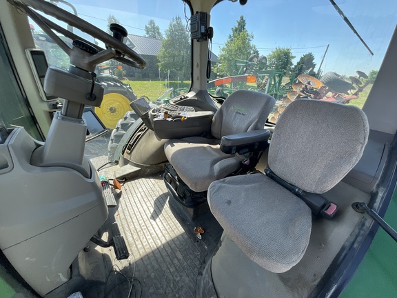 Photo of 2010 John Deere 8295R